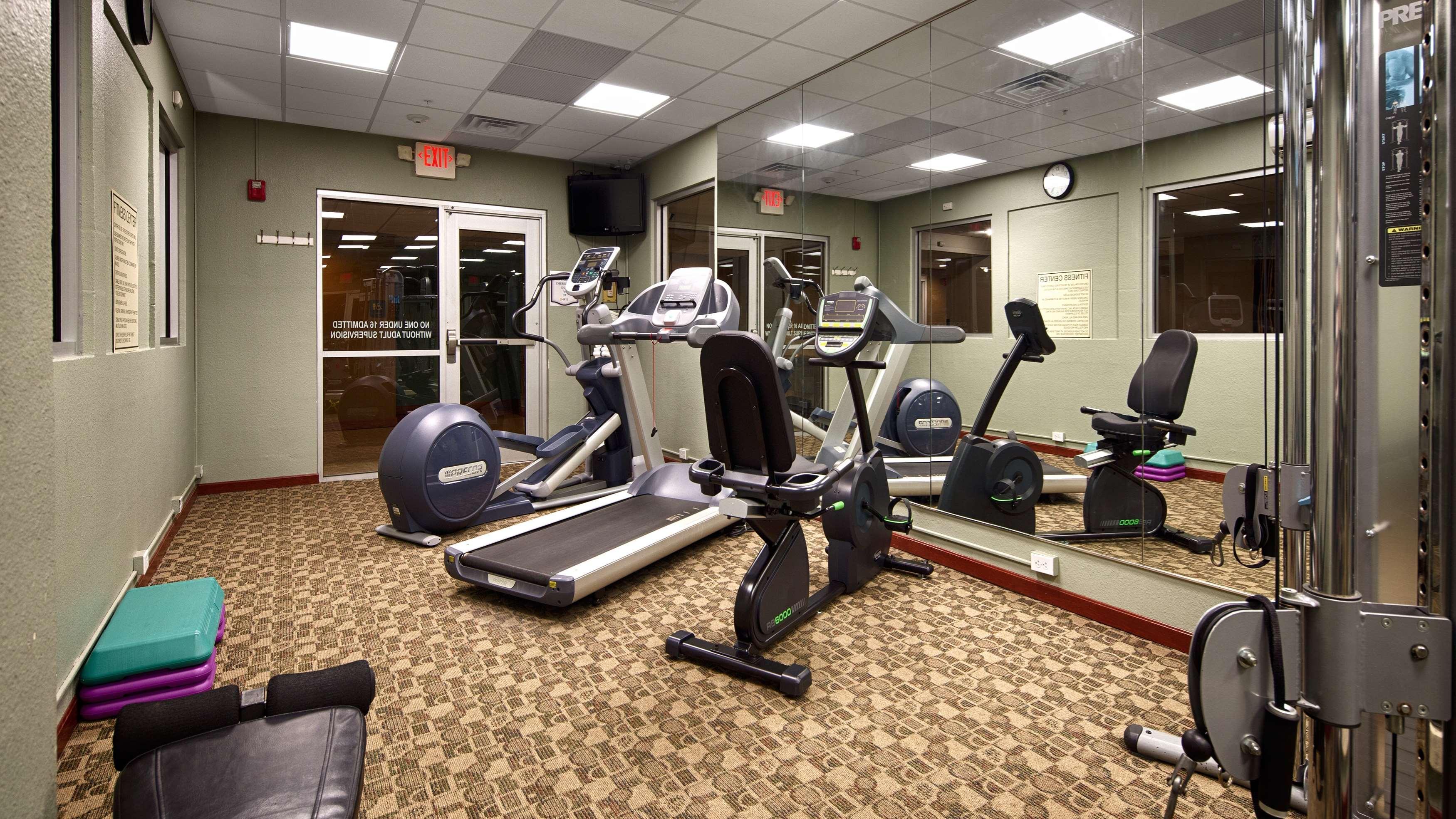 Best Western Plus Sandusky Hotel & Suites Экстерьер фото