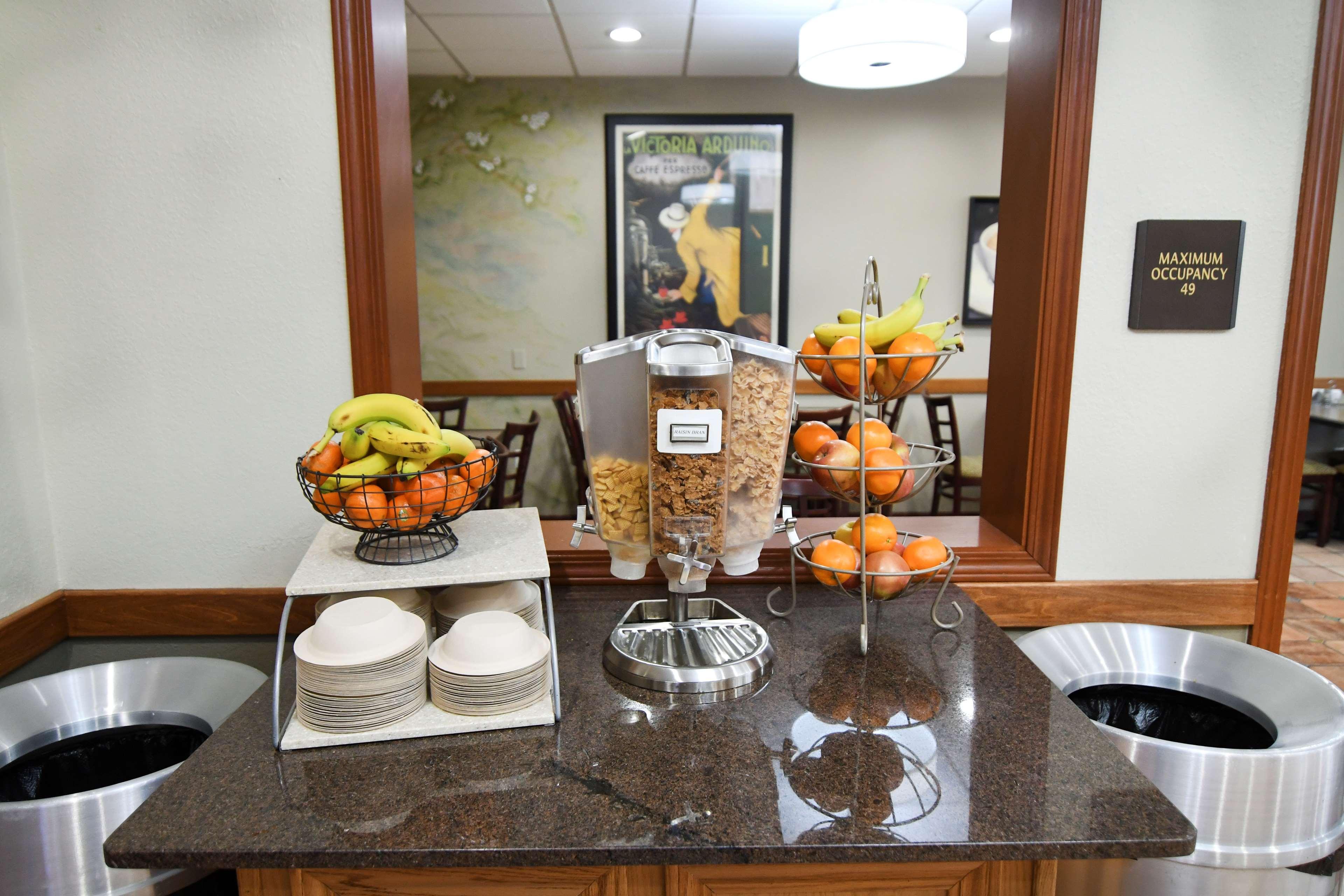 Best Western Plus Sandusky Hotel & Suites Экстерьер фото