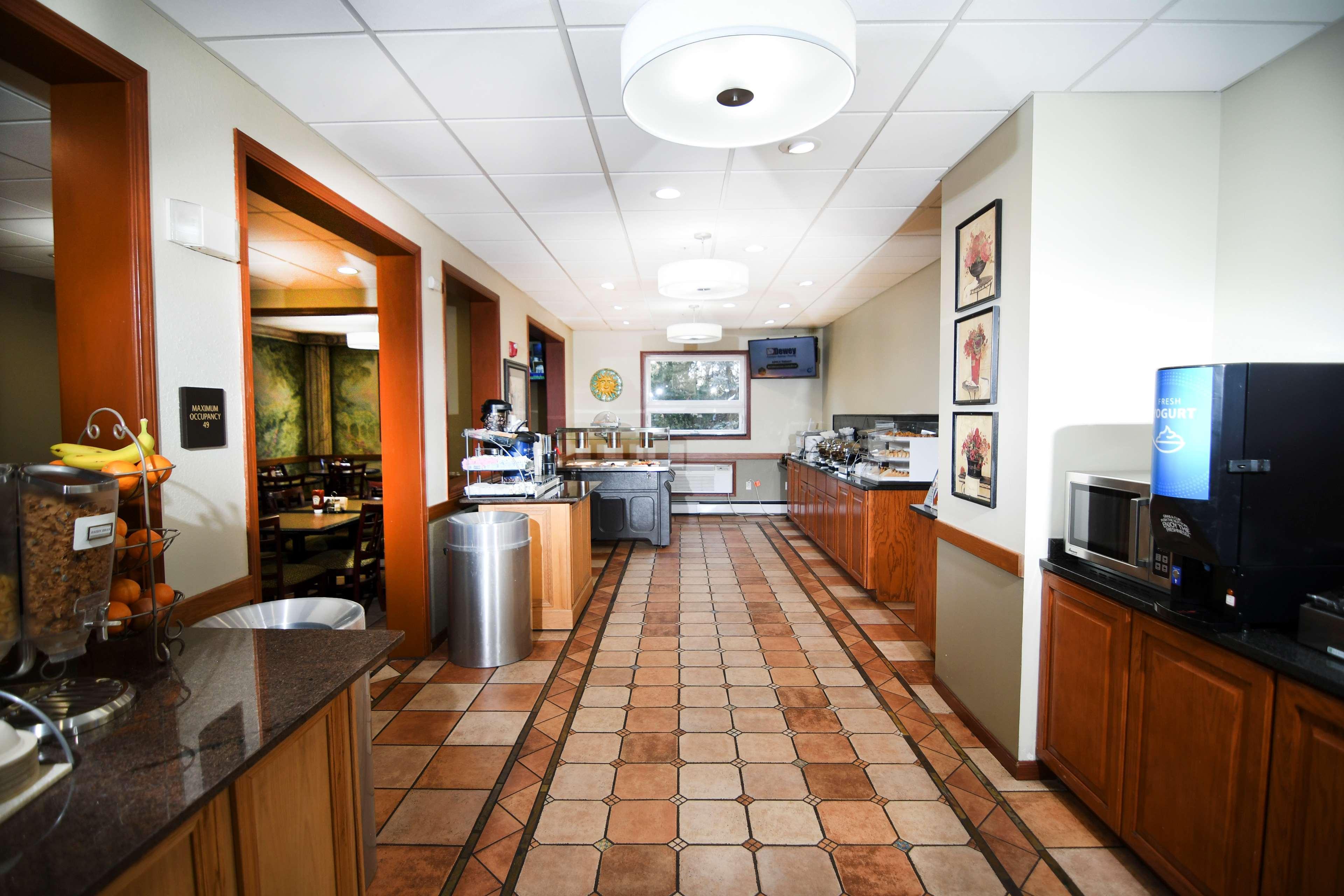 Best Western Plus Sandusky Hotel & Suites Экстерьер фото