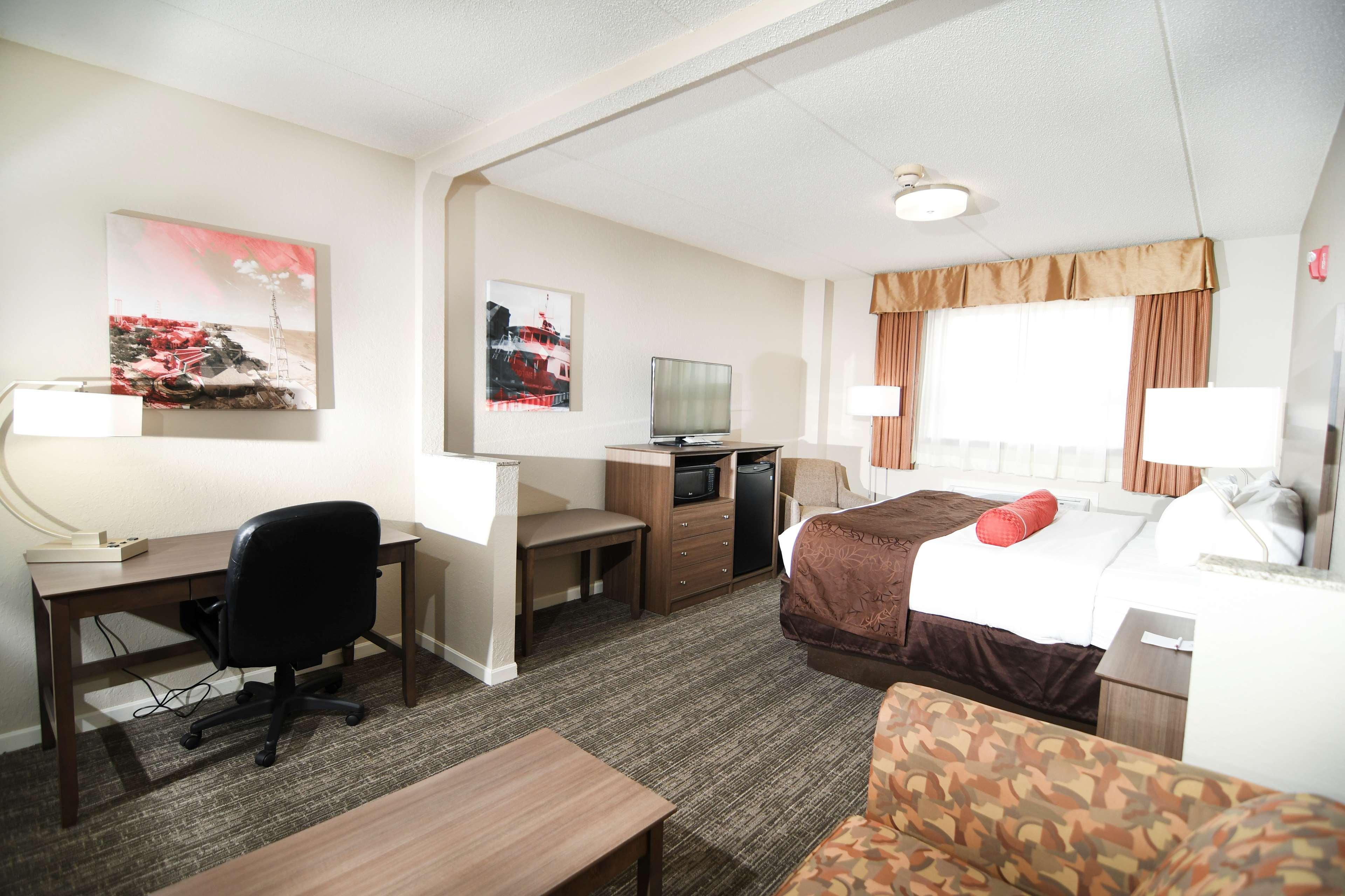 Best Western Plus Sandusky Hotel & Suites Экстерьер фото