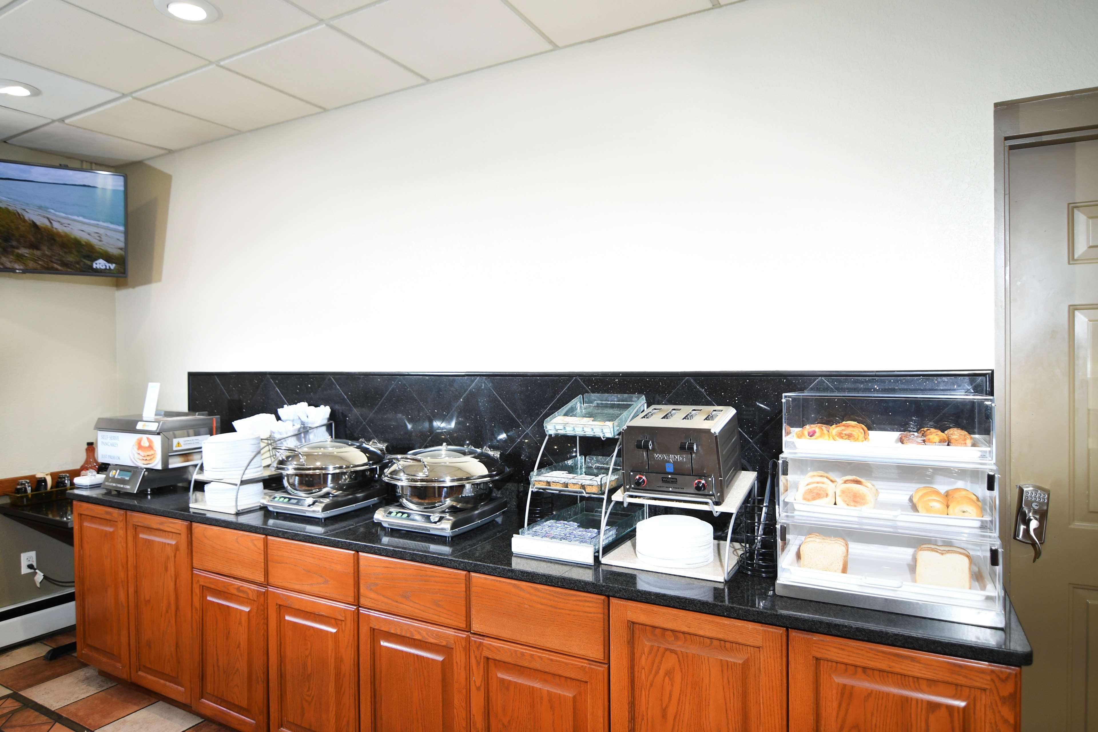 Best Western Plus Sandusky Hotel & Suites Экстерьер фото