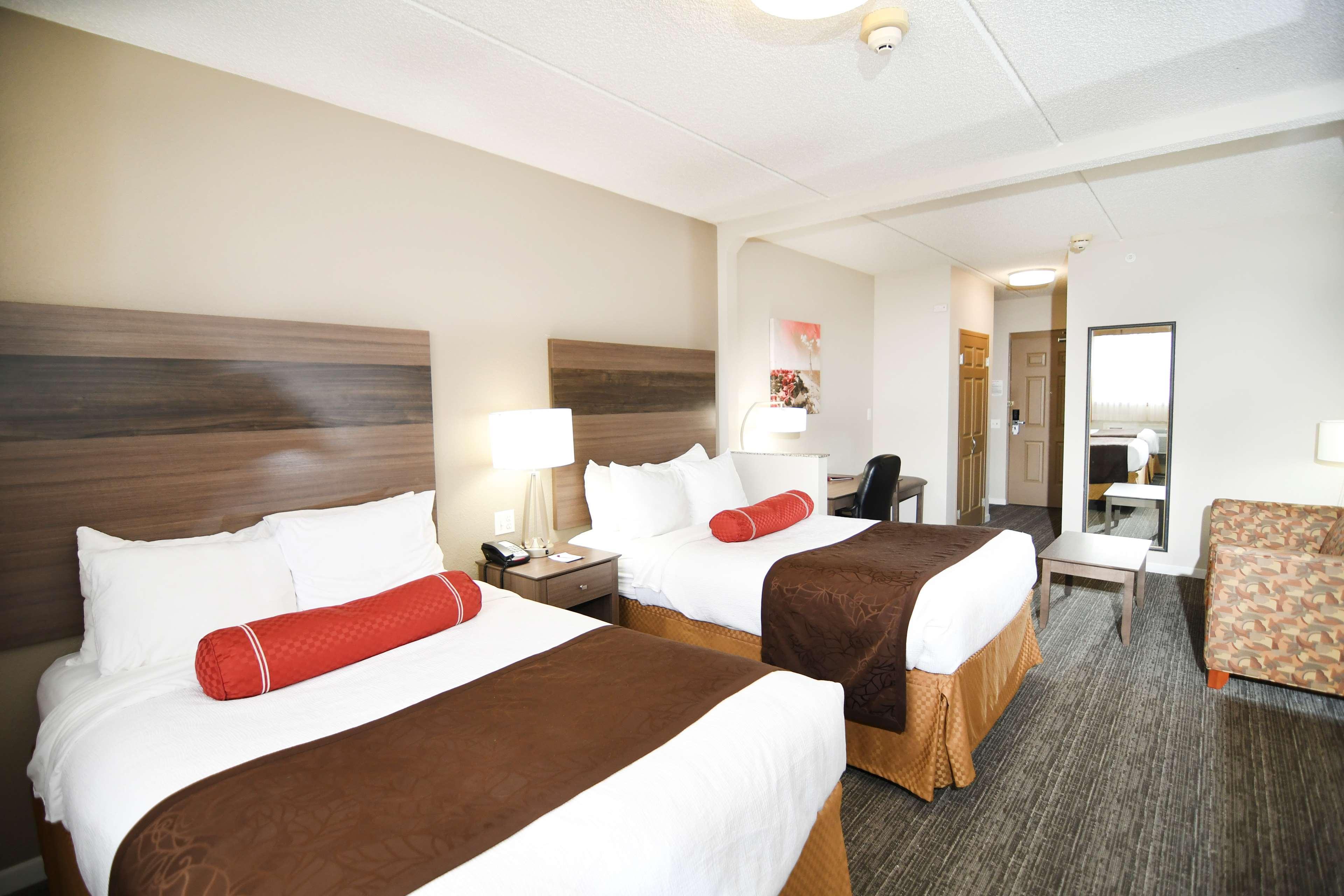 Best Western Plus Sandusky Hotel & Suites Экстерьер фото
