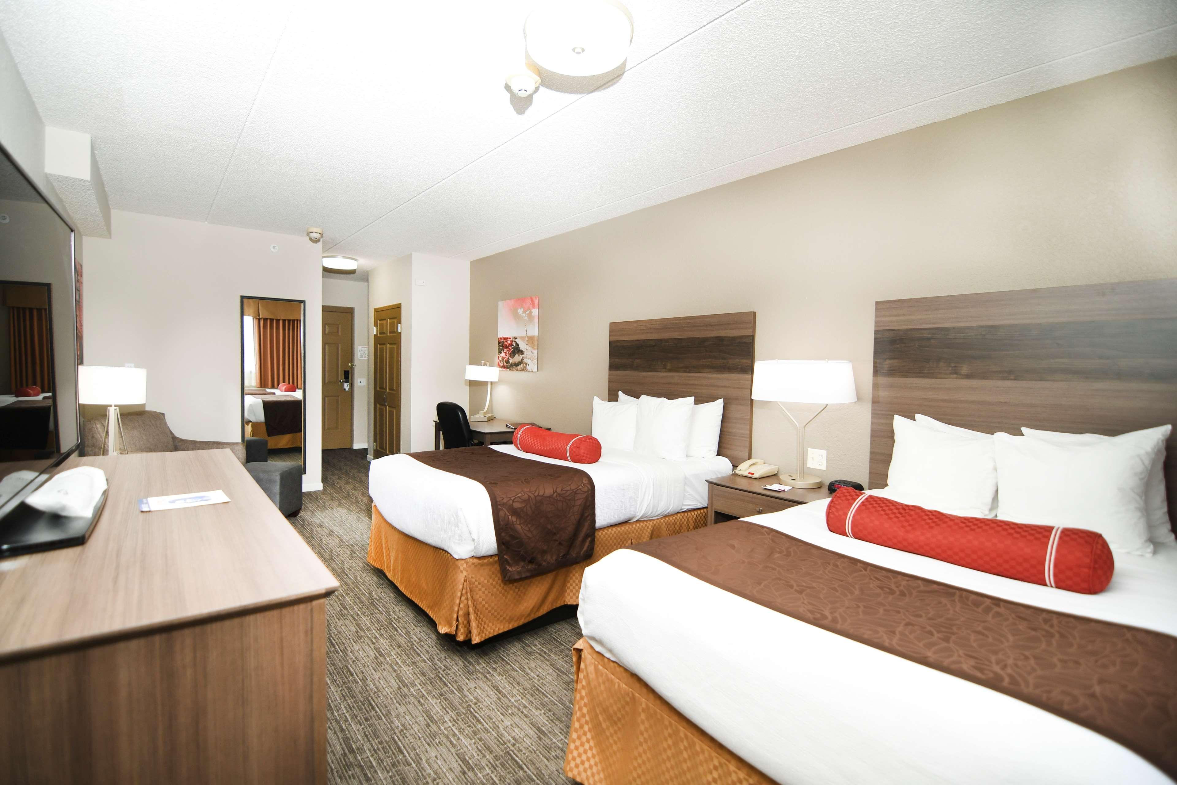 Best Western Plus Sandusky Hotel & Suites Экстерьер фото